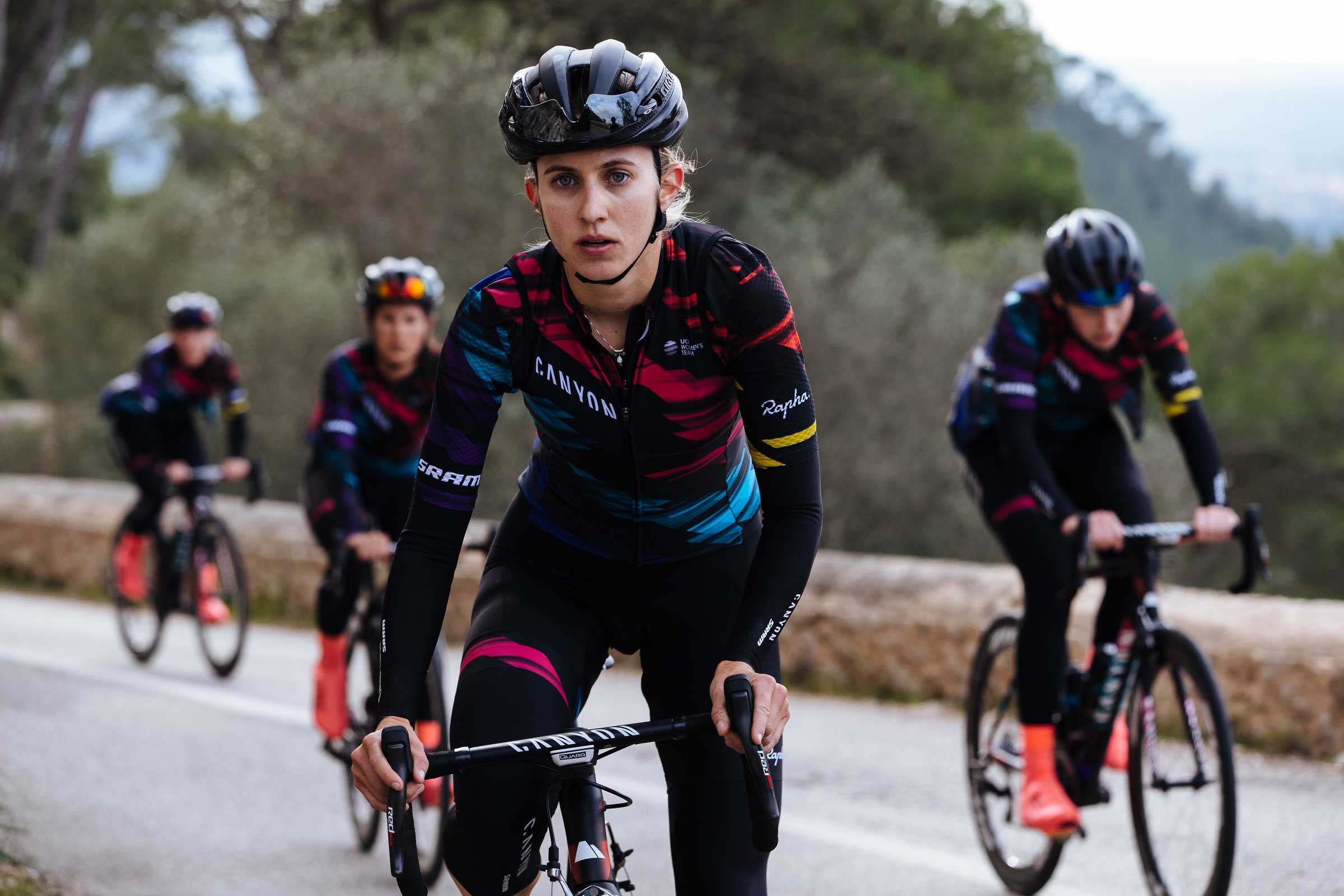 Released Canyon//SRAM Women’s Team Kit by Rapha Cycleboredom